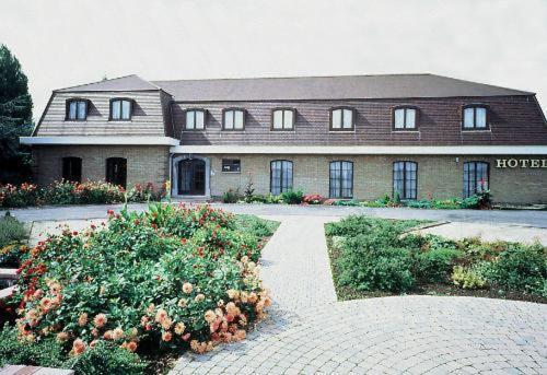 Hotel Asian Empire Kuurne Exterior foto